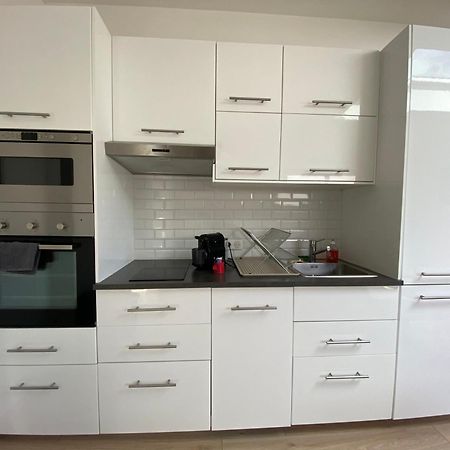 Appartement Paisible Proche Centre Ville Bron Eksteriør bilde