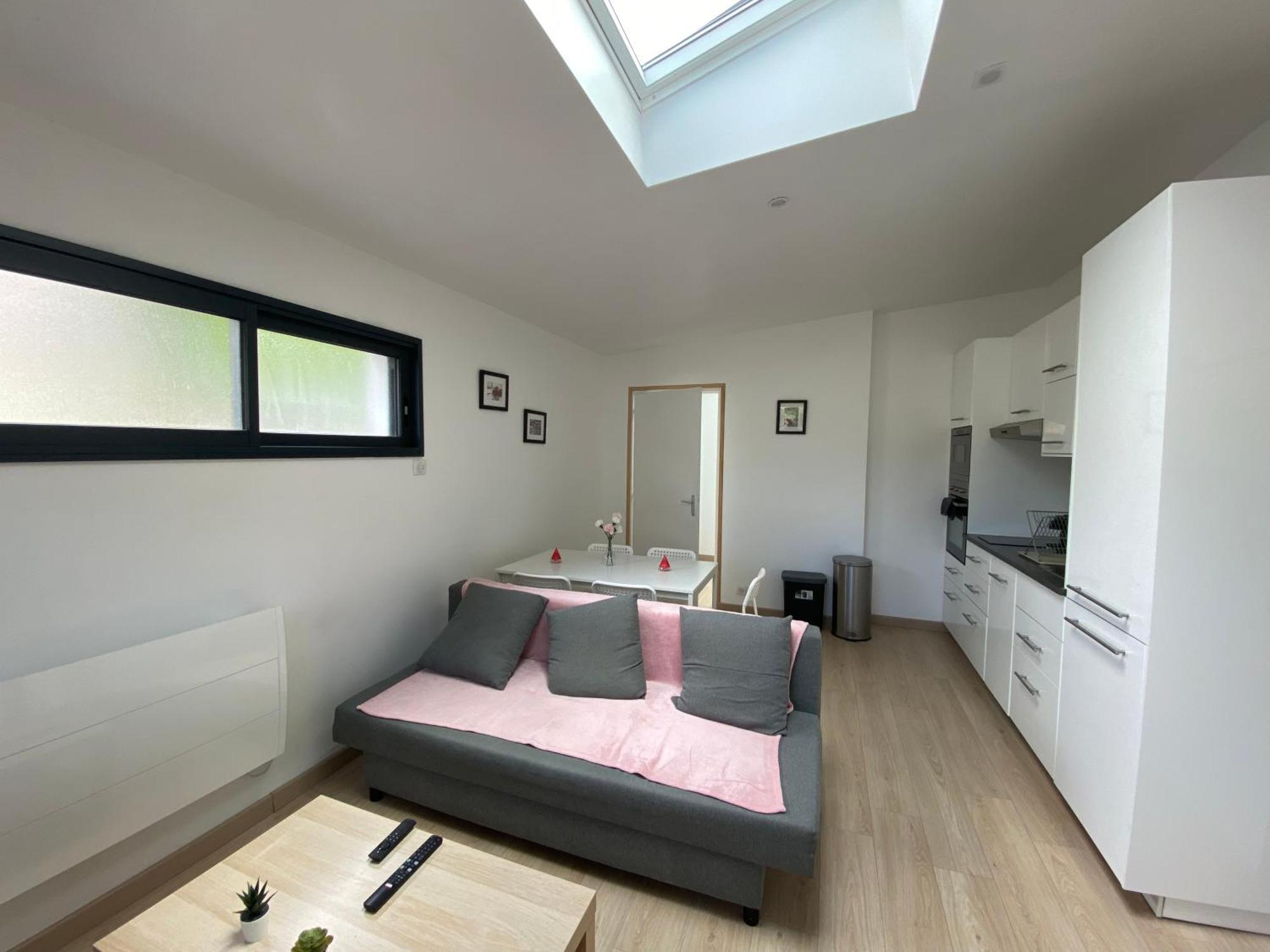 Appartement Paisible Proche Centre Ville Bron Eksteriør bilde